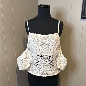 B4 VENUS Women’s Medium Cream Lace Off-Shoulder Camisole